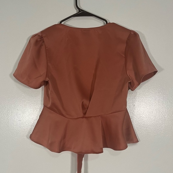 Wild Fable Pink Satin Cropped Wrap Blouse Women’s Size XS - Picture 2 of 10